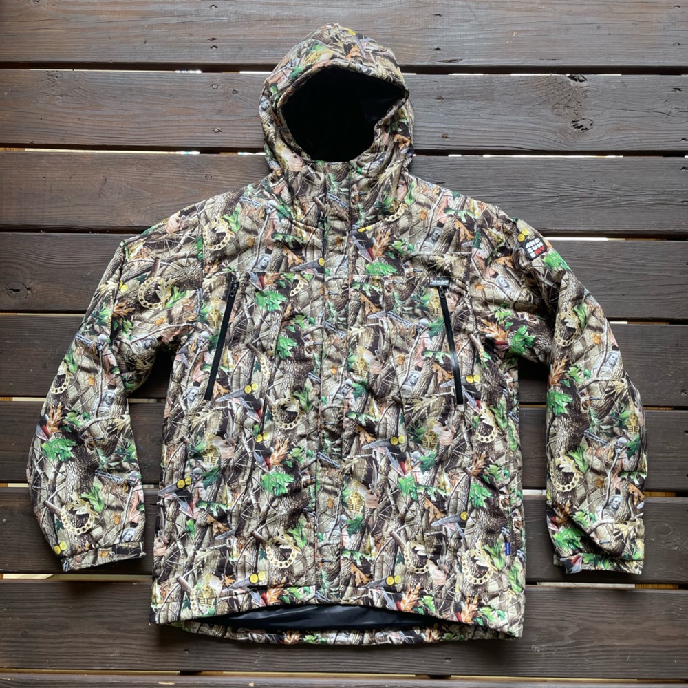 NWT AndSuns Japan Thinsulate woodland camouflage bomber.